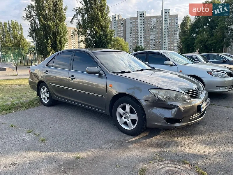 Toyota Camry 2005