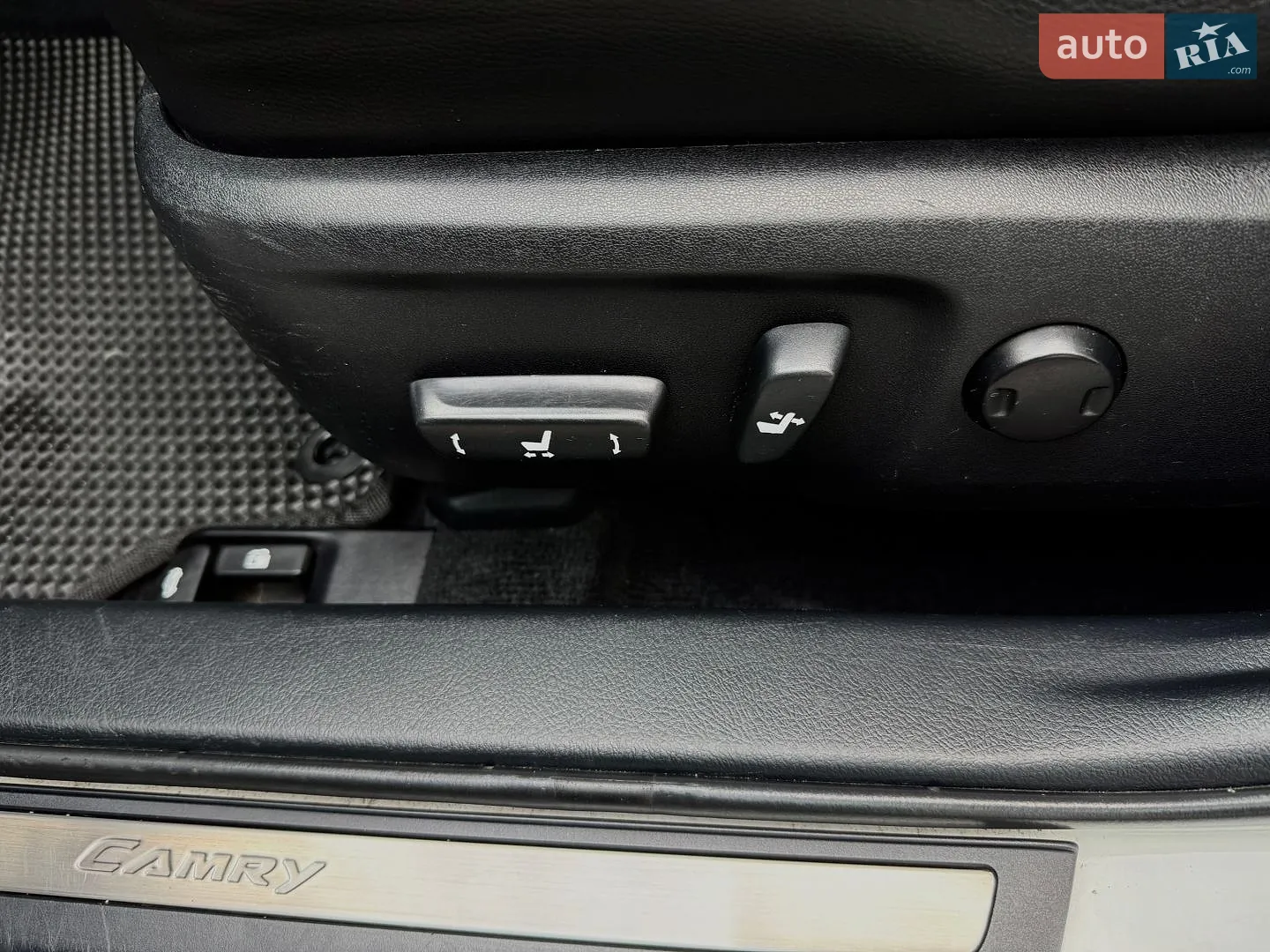 2011 Toyota Camry - мініатюра 28