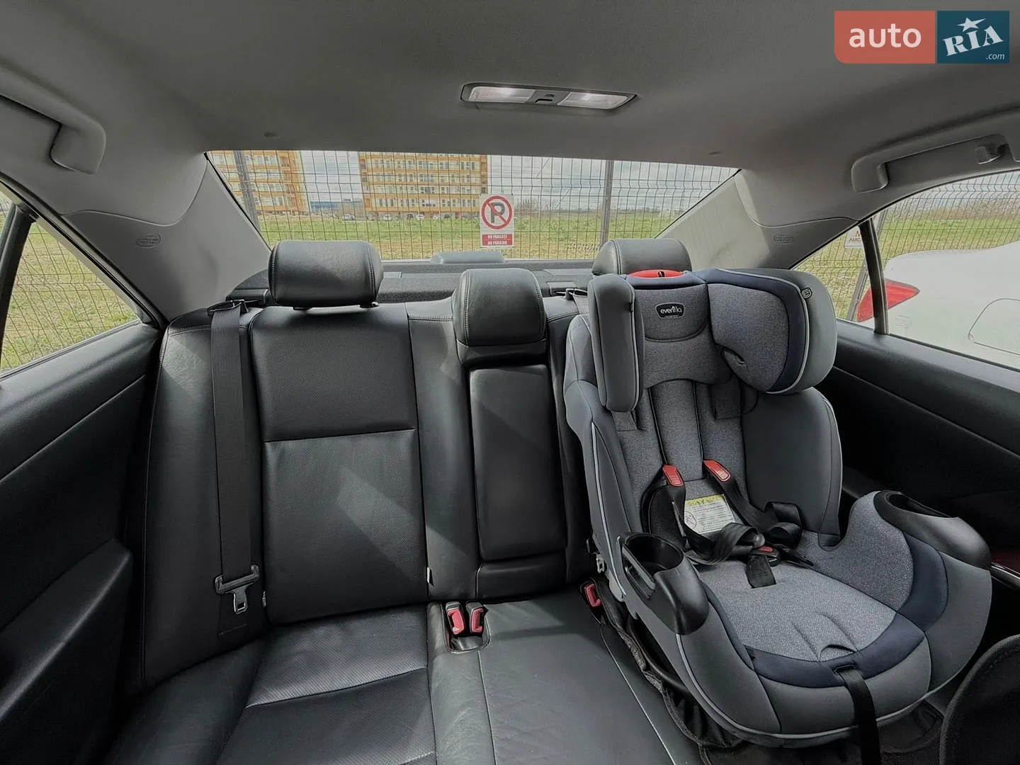 2011 Toyota Camry - мініатюра 38