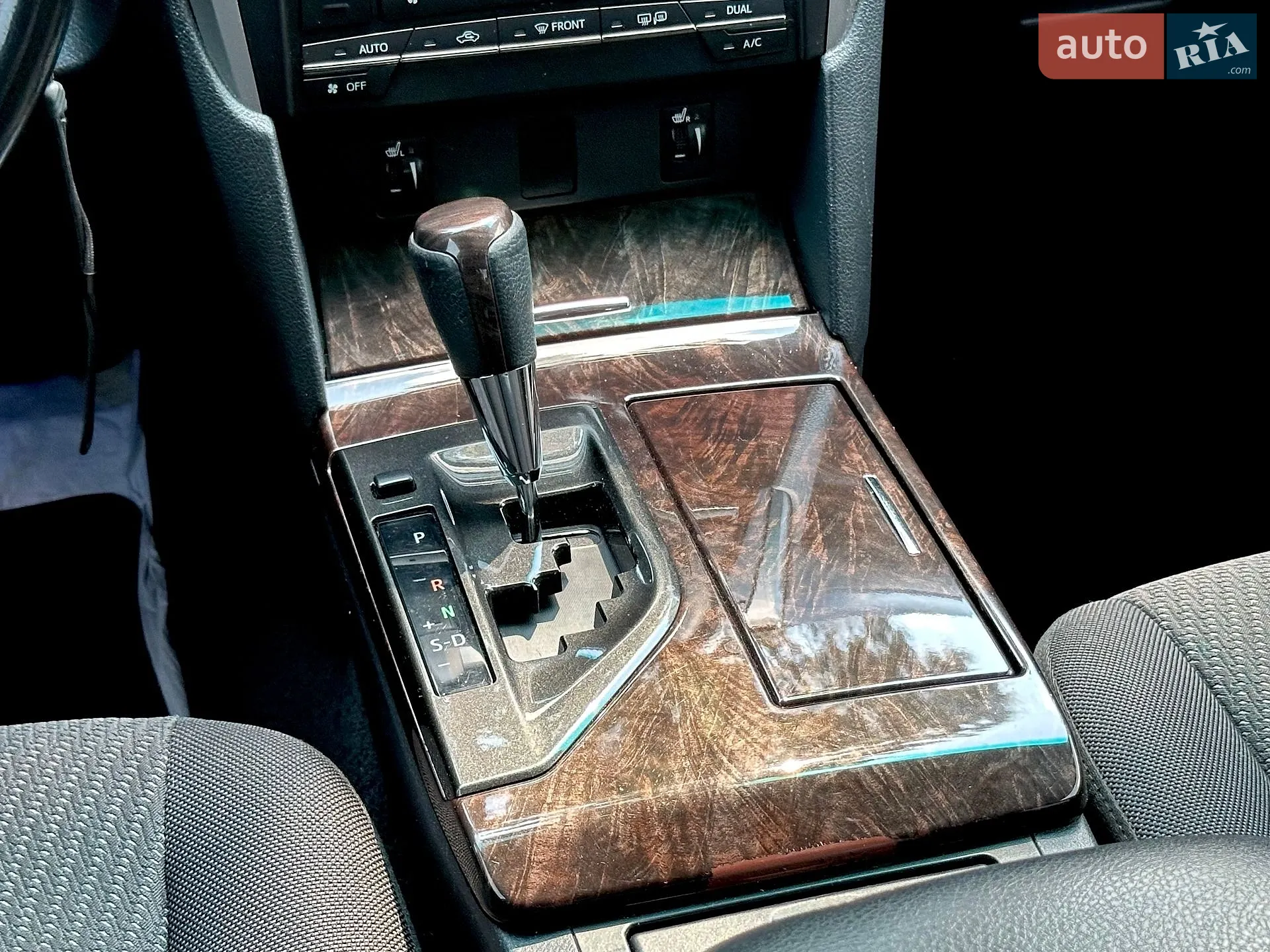 2015 Toyota Camry - мініатюра 13