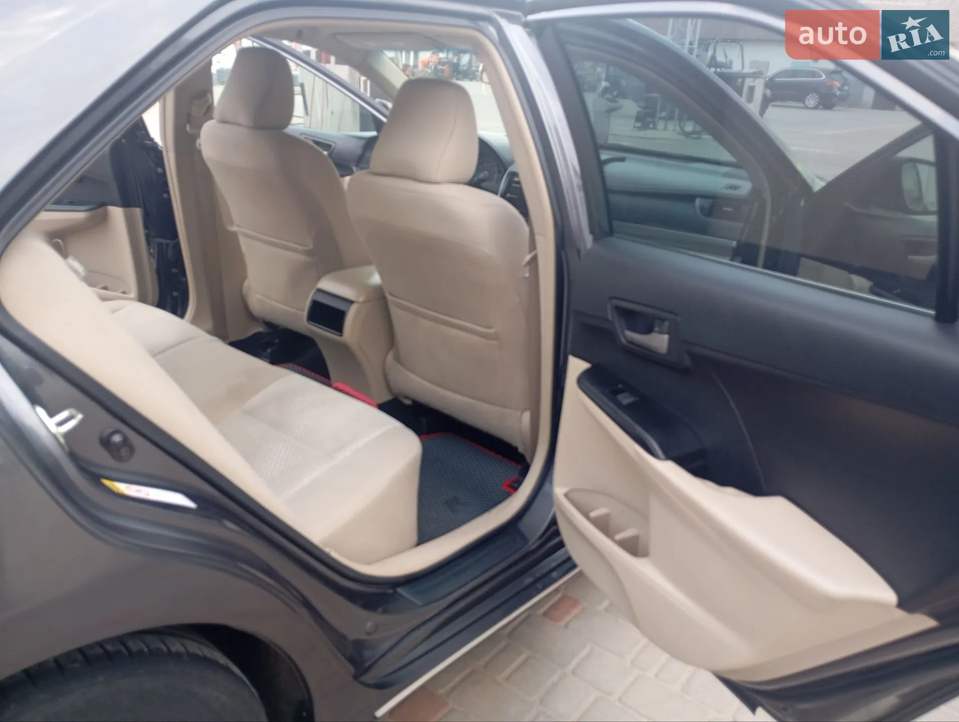 2014 Toyota Camry - мініатюра 9