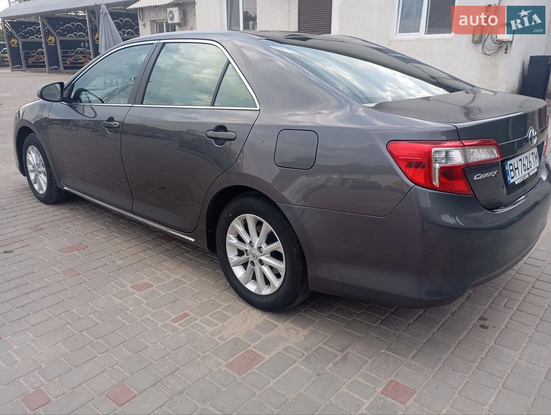 2014 Toyota Camry - мініатюра 13