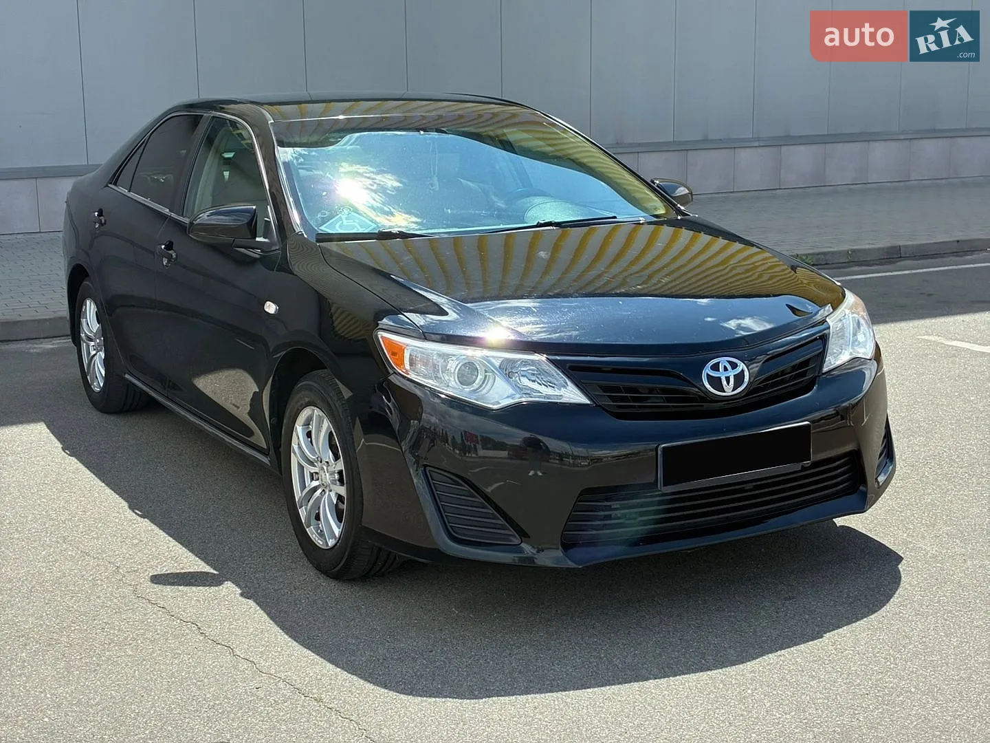 2014 Toyota Camry - мініатюра 3