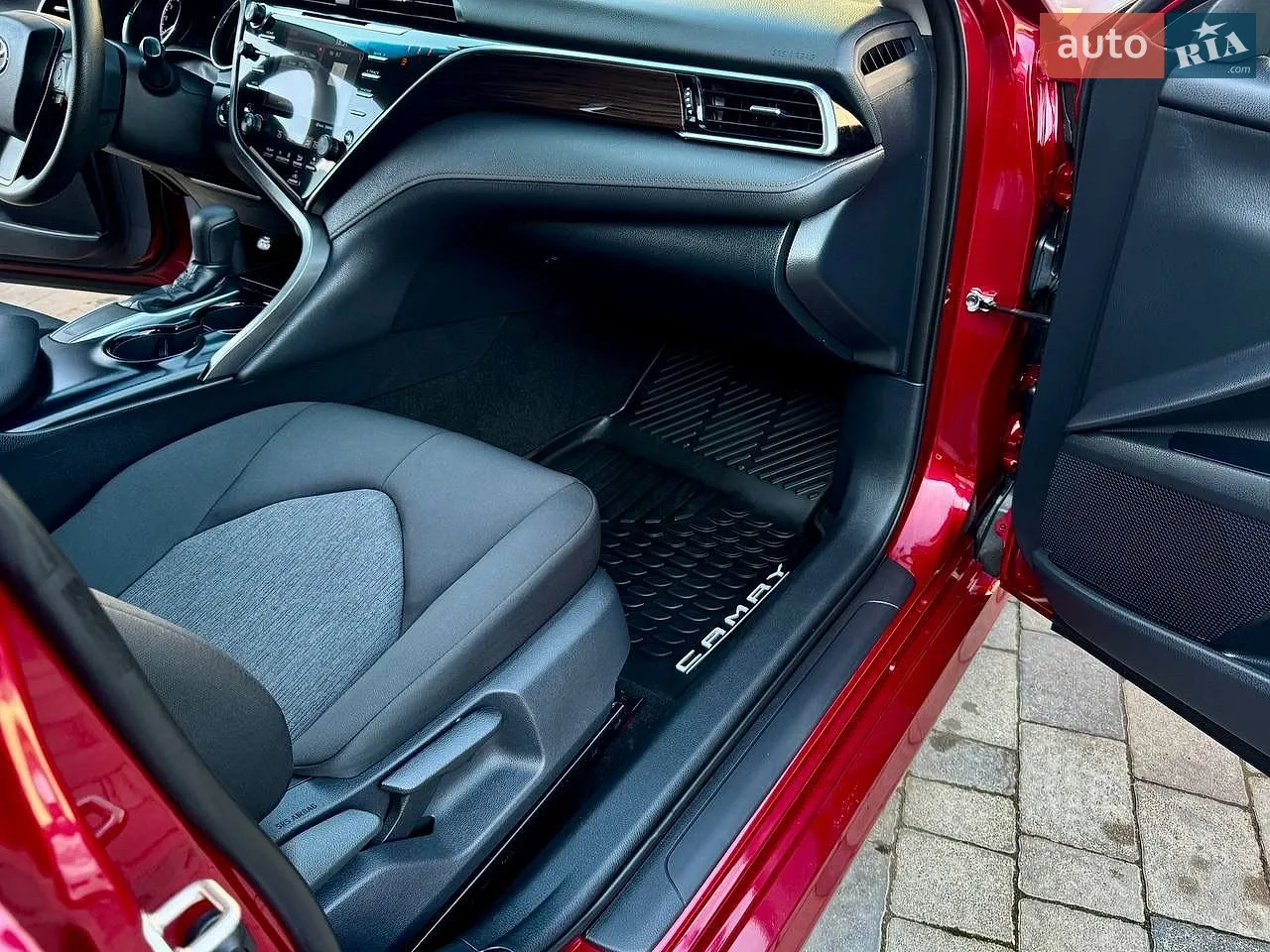 2018 Toyota Camry - мініатюра 12