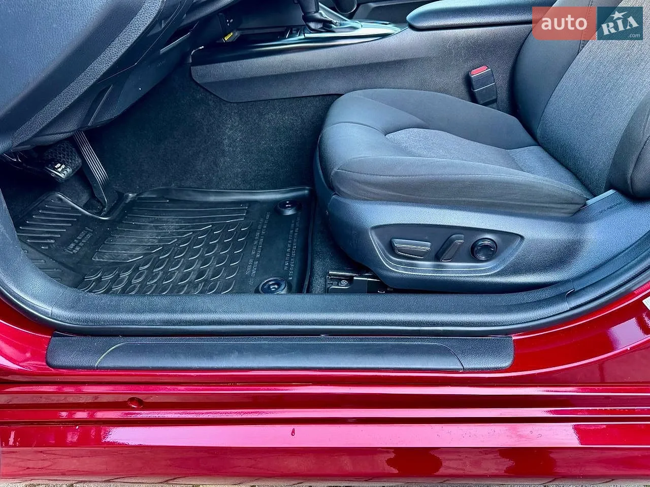 2018 Toyota Camry - мініатюра 39