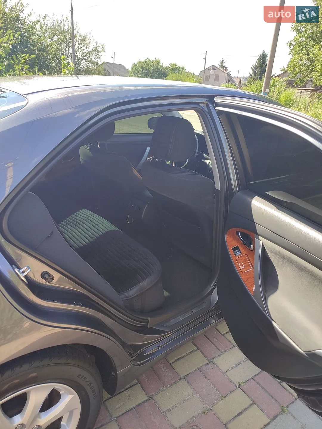 2010 Toyota Camry - мініатюра 11