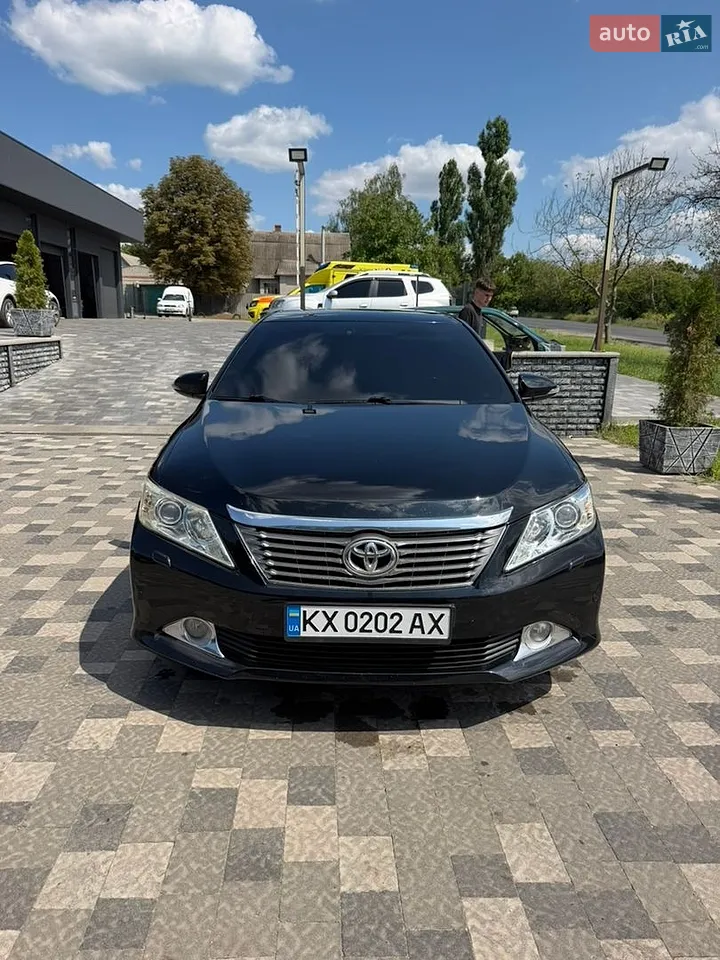 2010 Toyota Camry - мініатюра 10