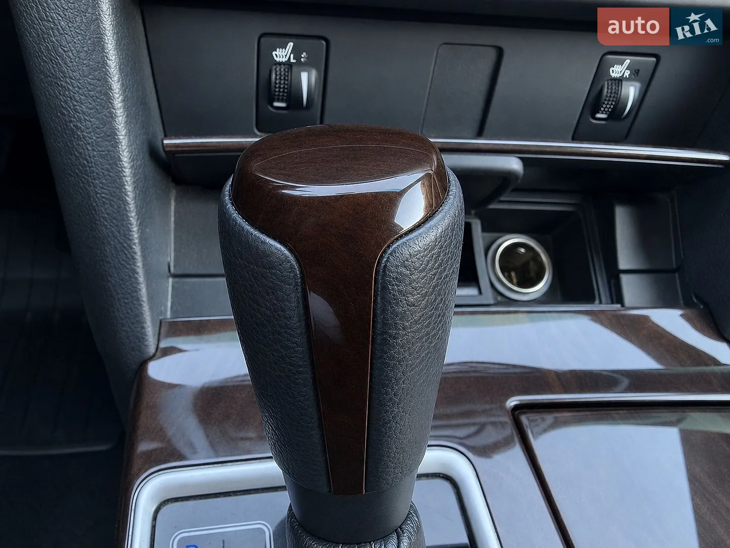 2017 Toyota Camry - мініатюра 11