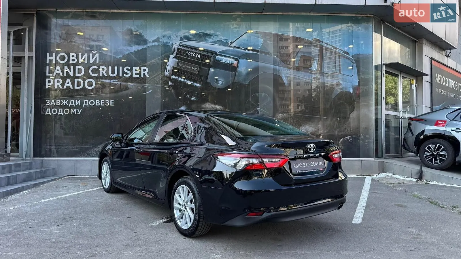 2021 Toyota Camry - мініатюра 2