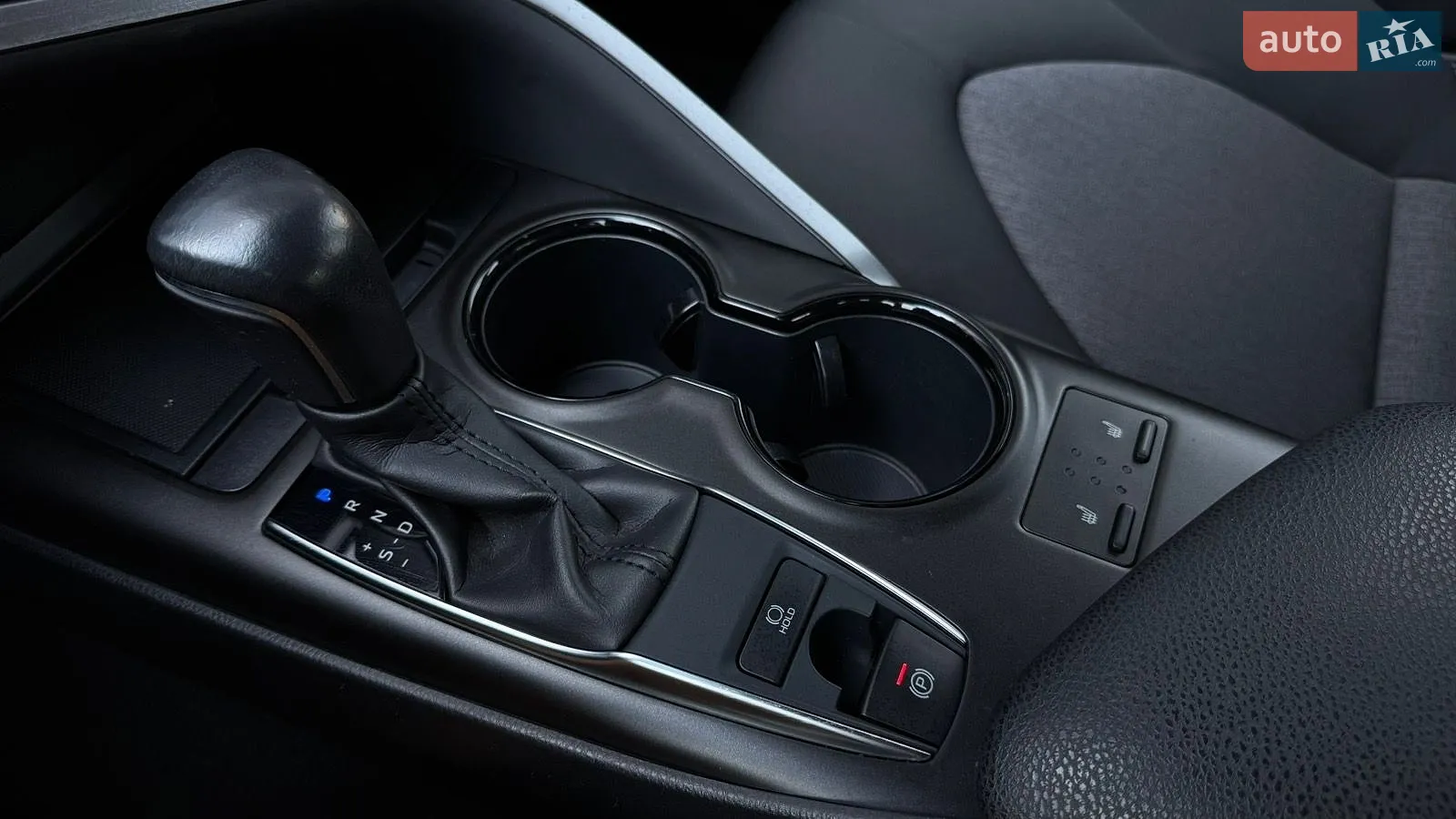 2021 Toyota Camry - мініатюра 19