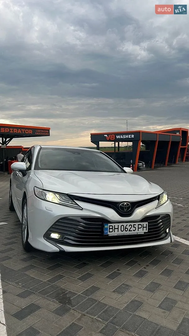 2017 Toyota Camry - мініатюра 5