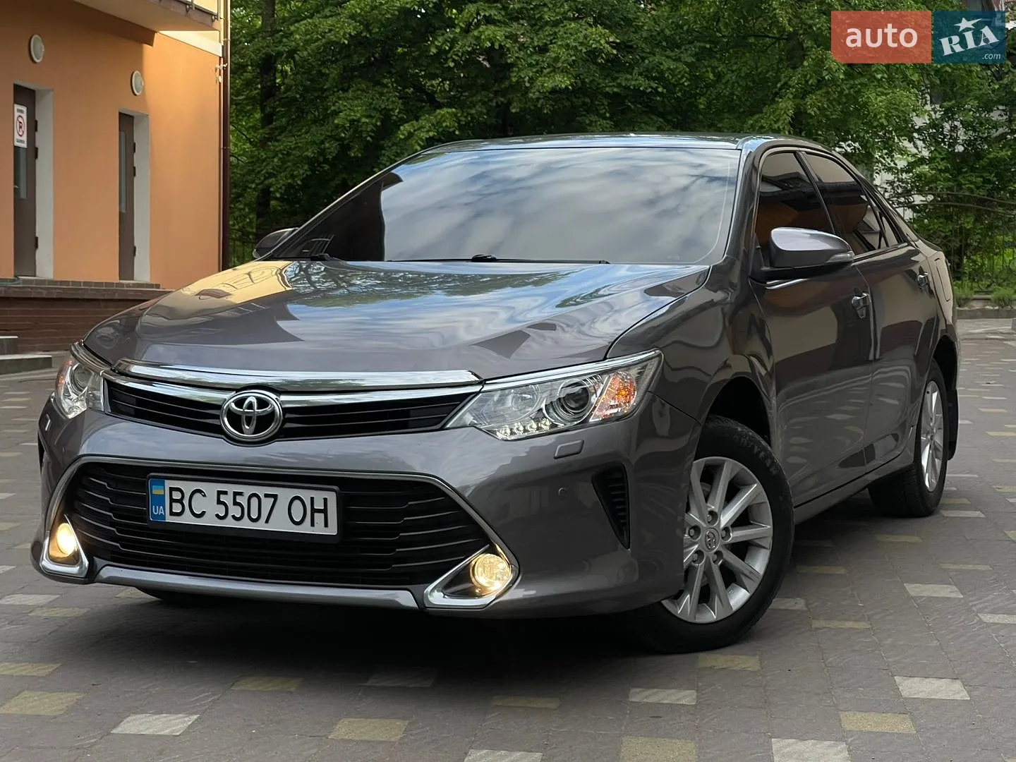 2016 Toyota Camry - мініатюра 12