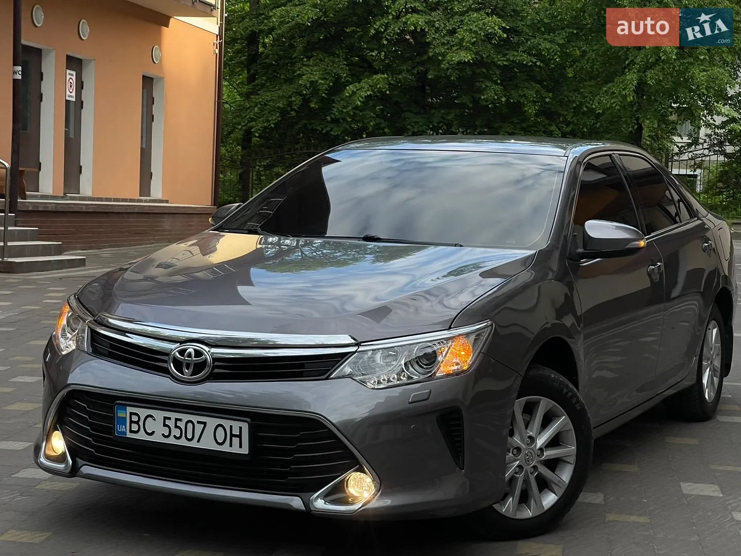2016 Toyota Camry - мініатюра 13