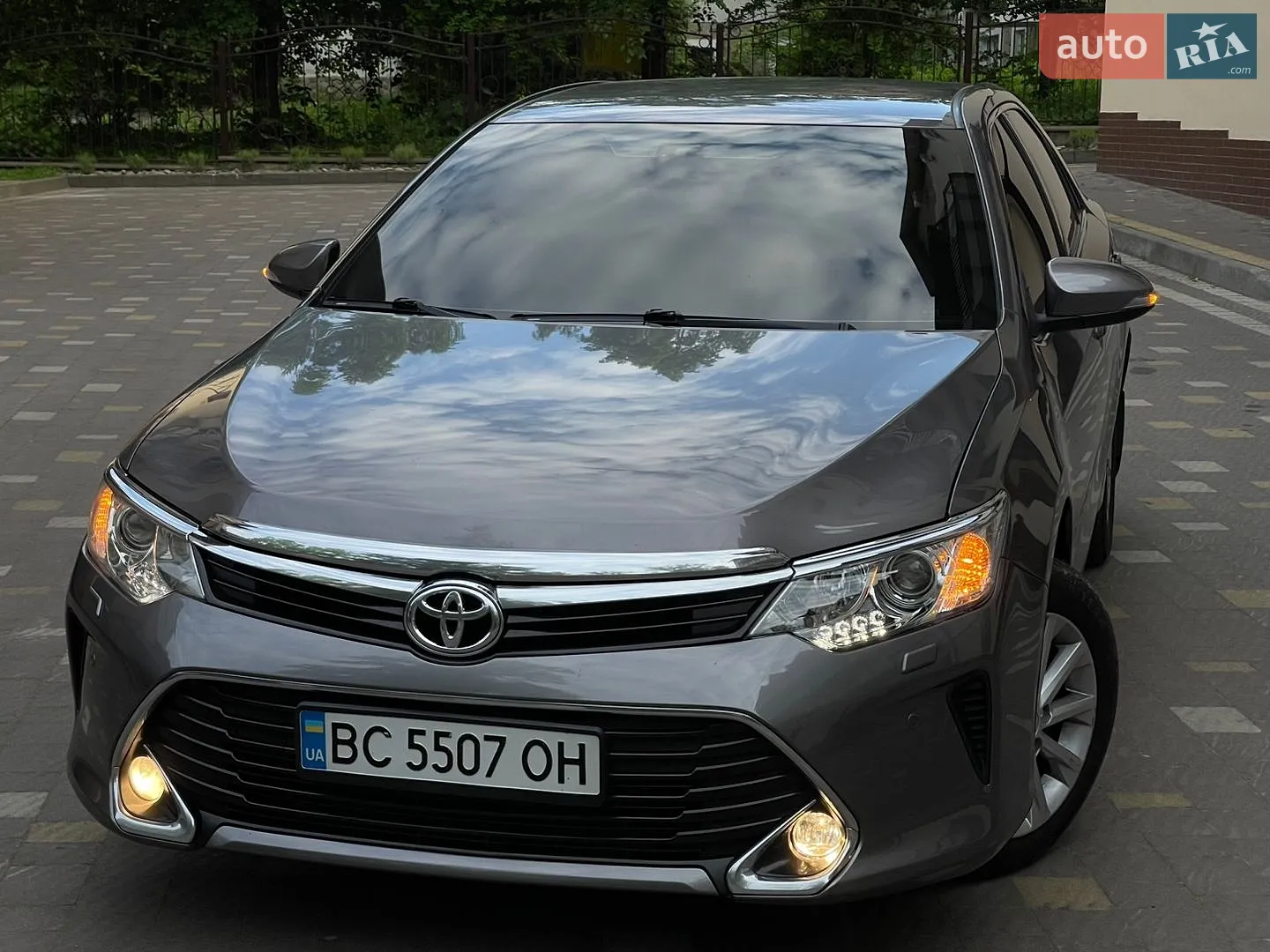 2016 Toyota Camry - мініатюра 16