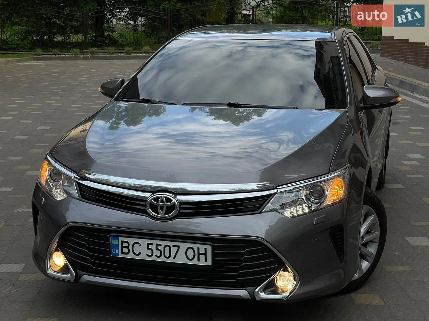 2016 Toyota Camry - мініатюра 17