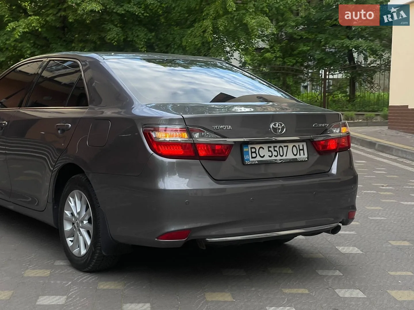 2016 Toyota Camry - мініатюра 20