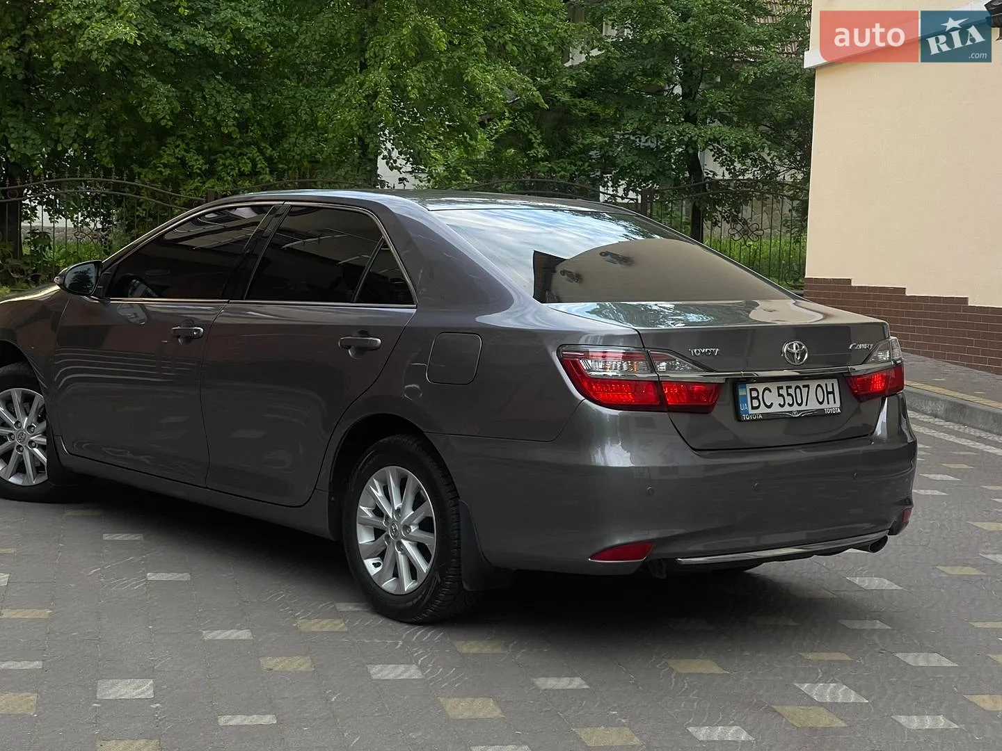 2016 Toyota Camry - мініатюра 25