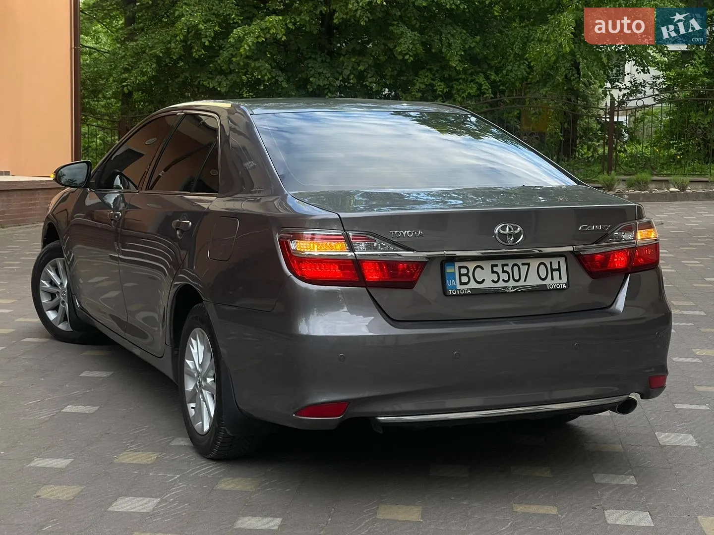 2016 Toyota Camry - мініатюра 26