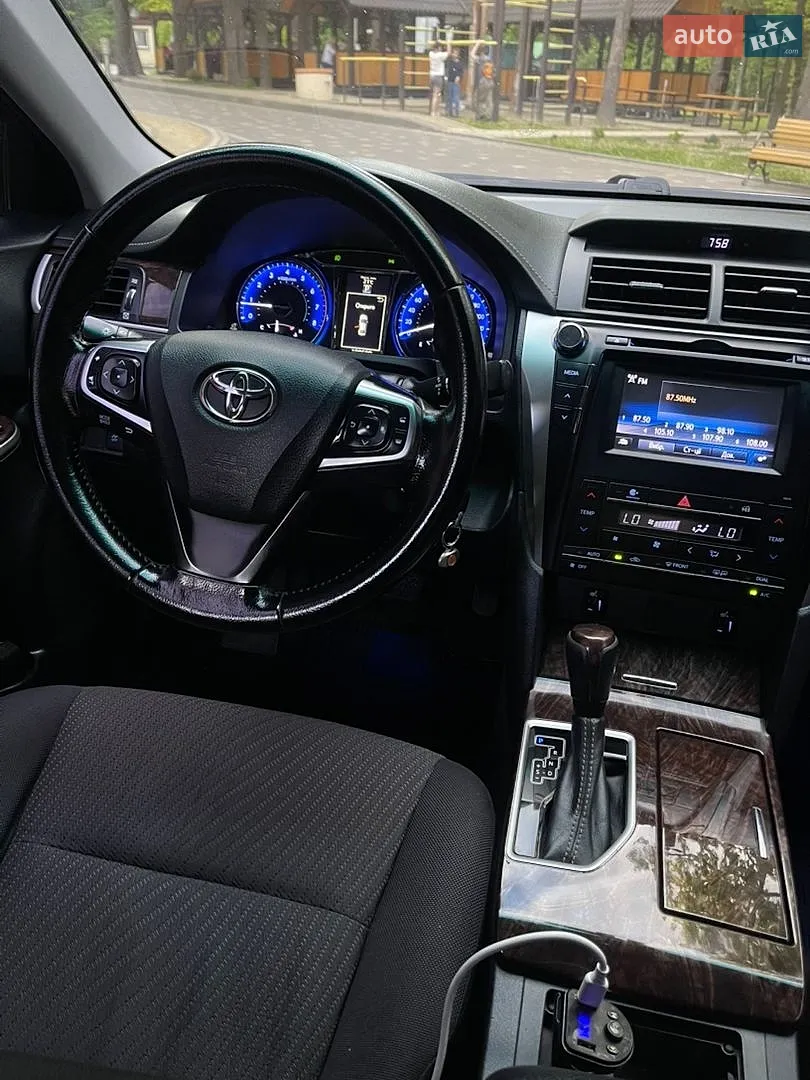 2016 Toyota Camry - мініатюра 35