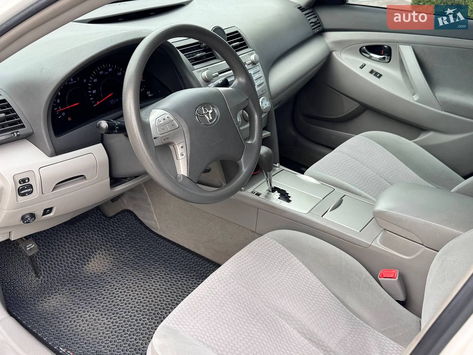 2011 Toyota Camry - мініатюра 12