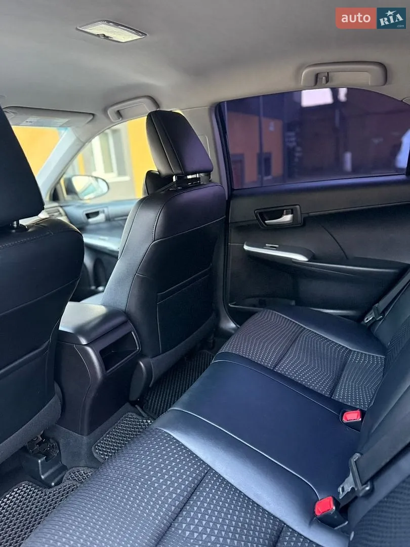 2014 Toyota Camry - мініатюра 17