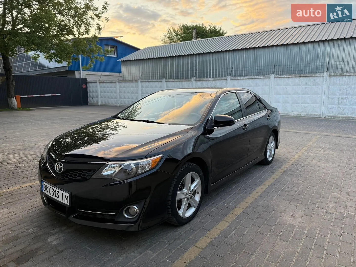 2014 Toyota Camry - мініатюра 5