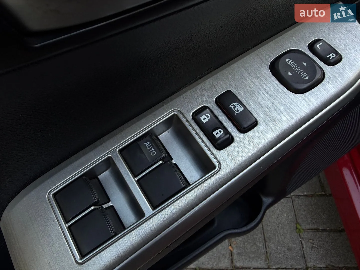 2013 Toyota Camry - мініатюра 29