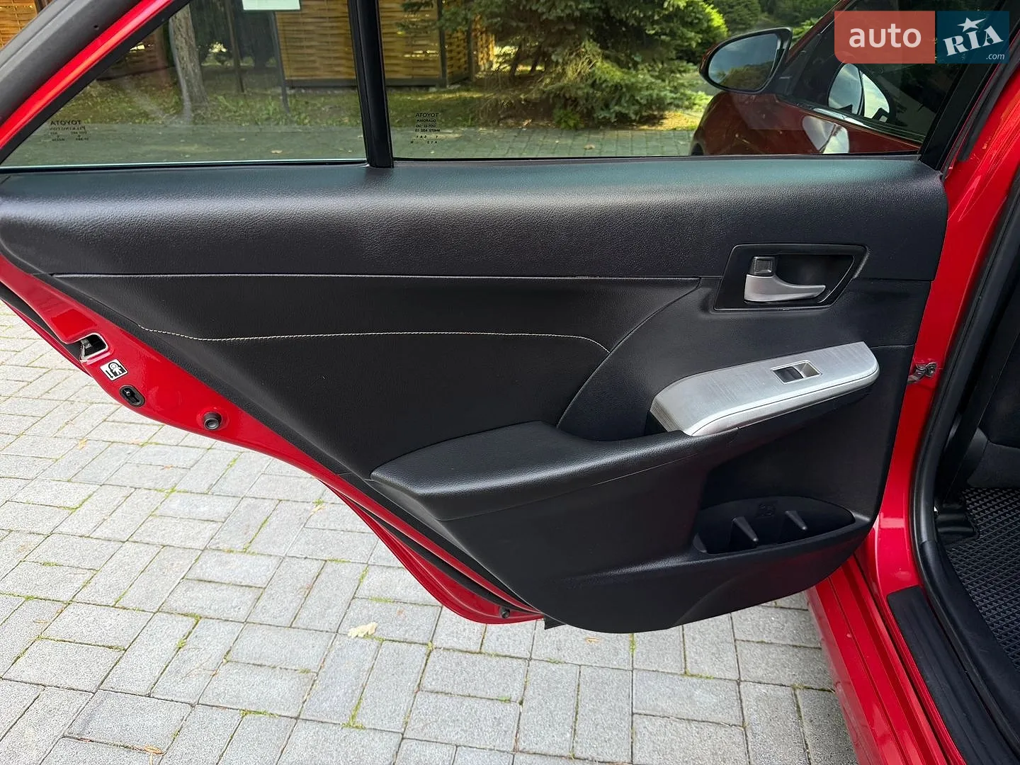2013 Toyota Camry - мініатюра 35