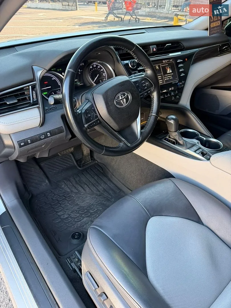2020 Toyota Camry - мініатюра 11