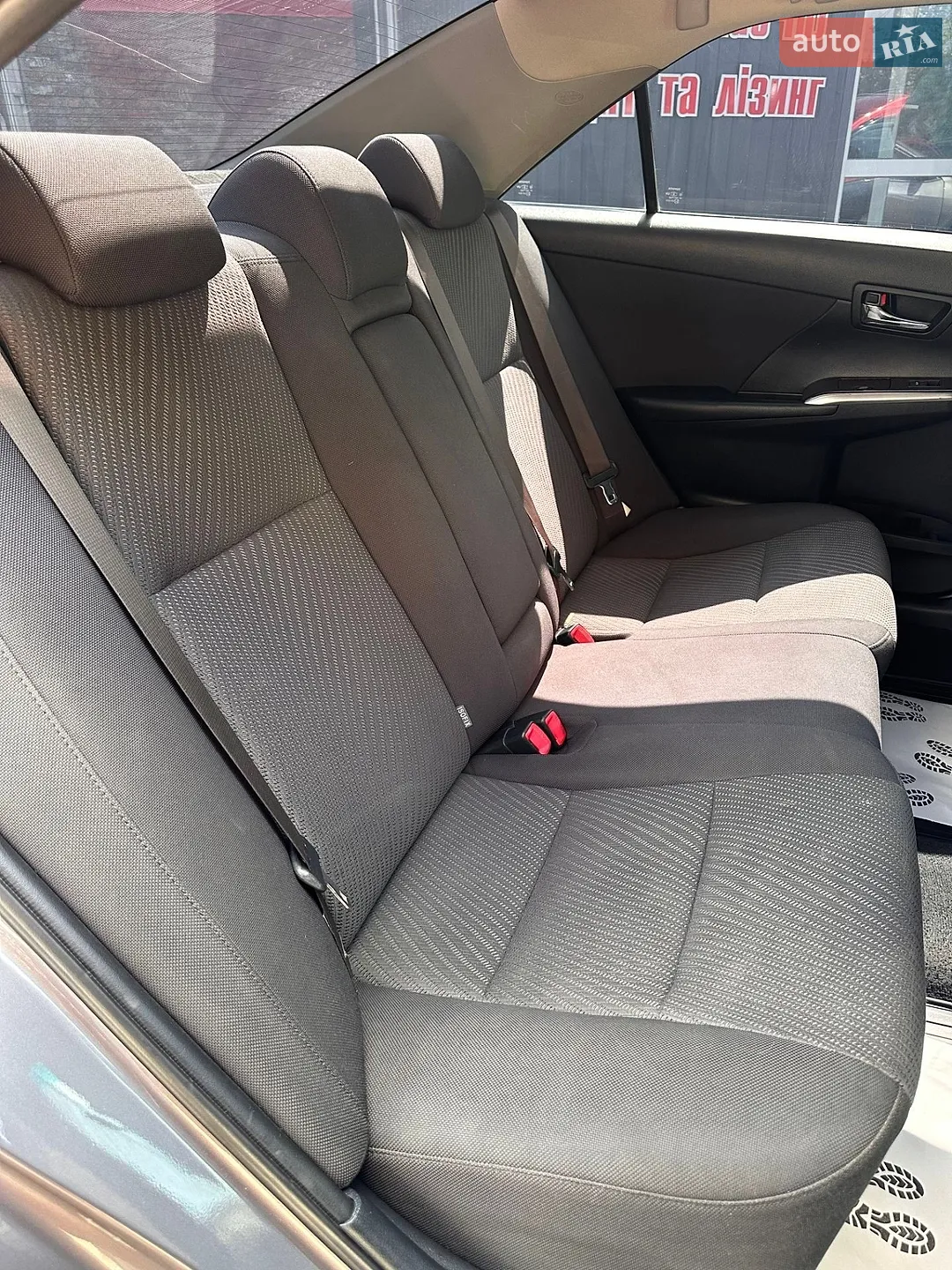 2016 Toyota Camry - мініатюра 13