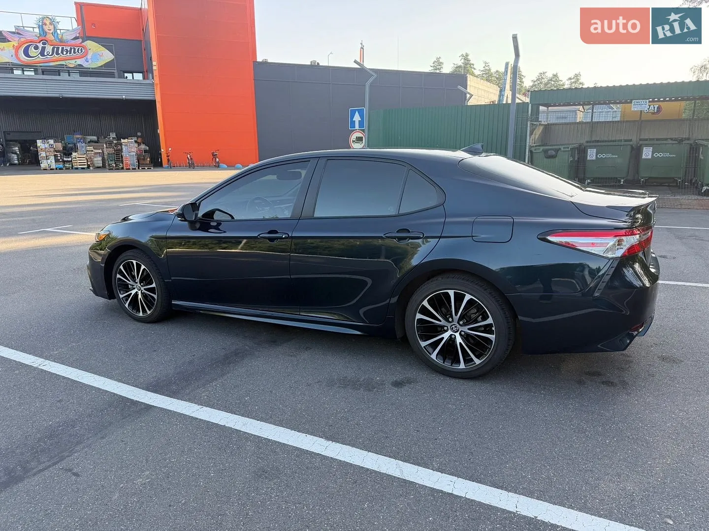 2020 Toyota Camry - мініатюра 8