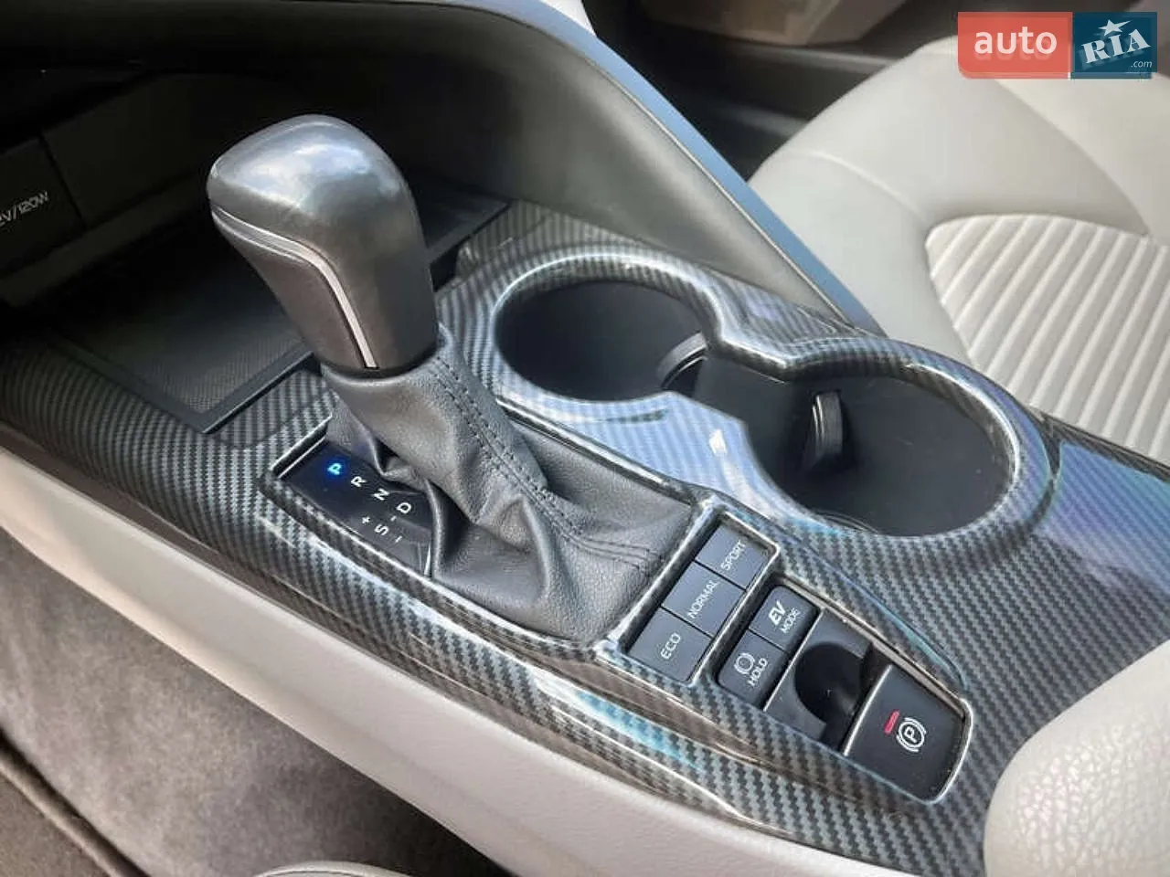 2020 Toyota Camry - мініатюра 10