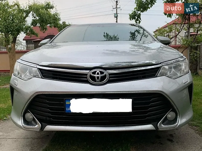 Toyota Camry 2016