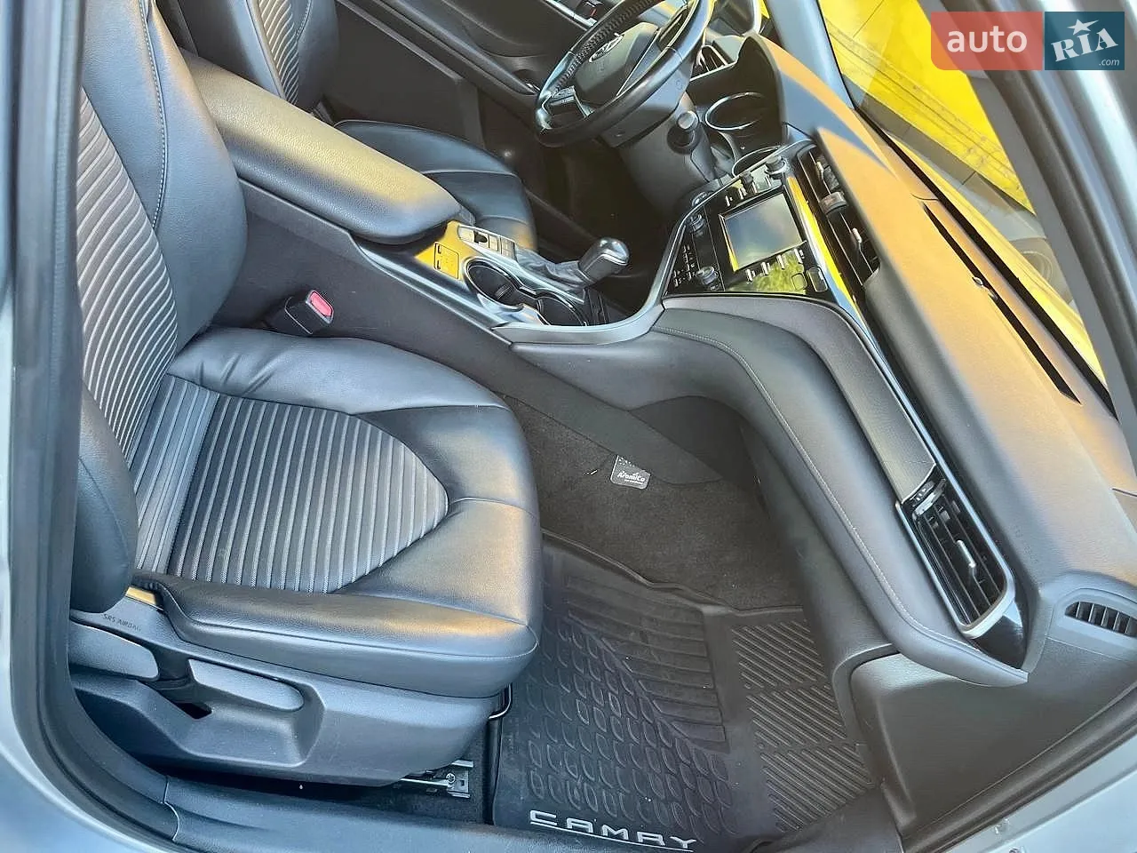 2019 Toyota Camry - мініатюра 23