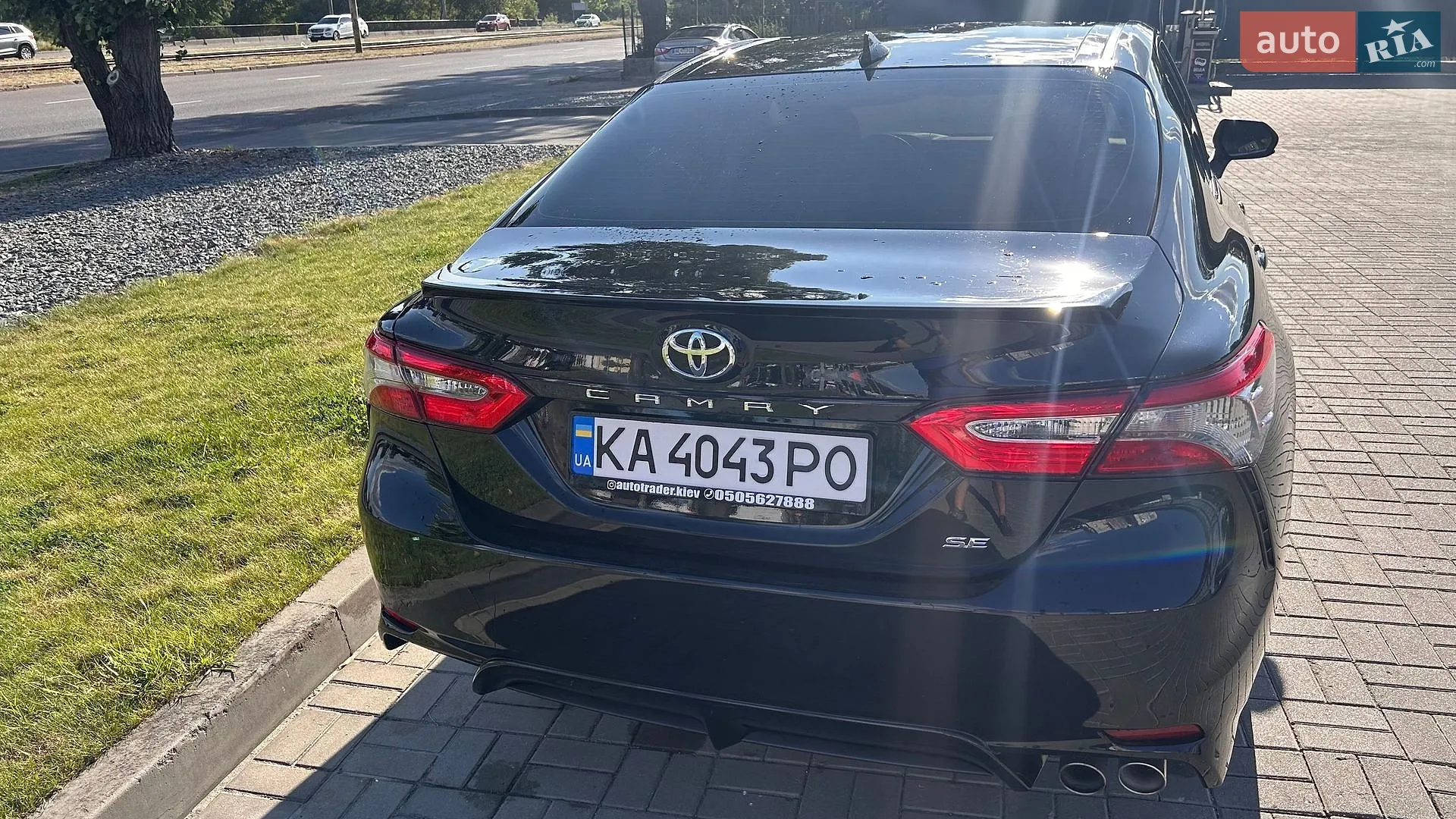 2019 Toyota Camry - мініатюра 11