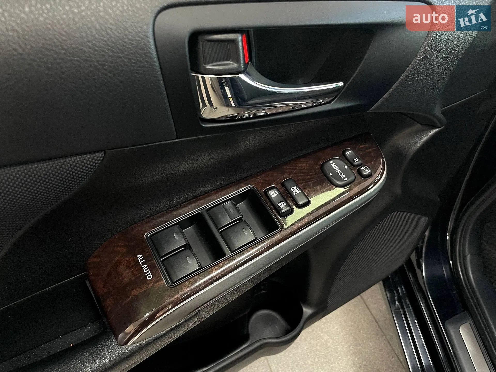 2017 Toyota Camry - мініатюра 12