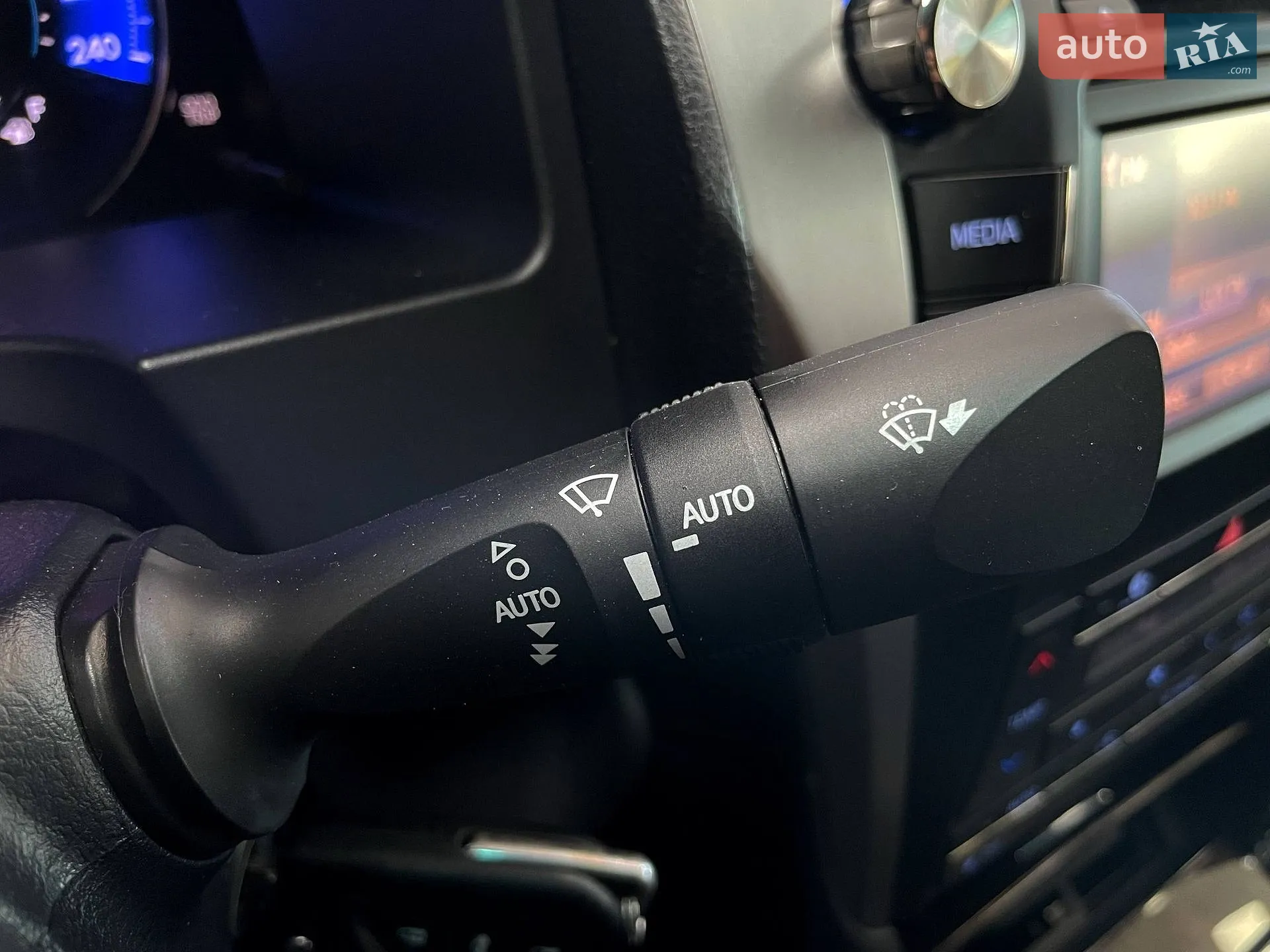 2017 Toyota Camry - мініатюра 21