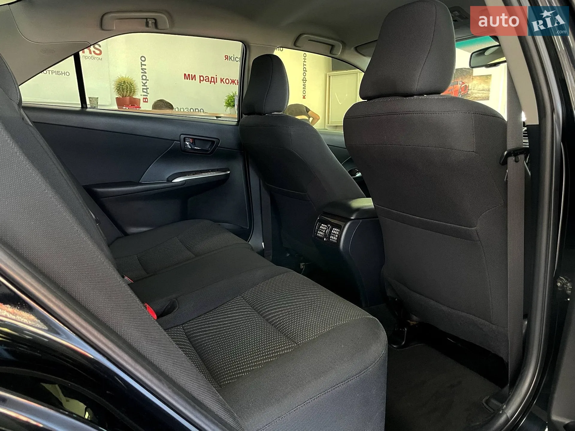 2017 Toyota Camry - мініатюра 32