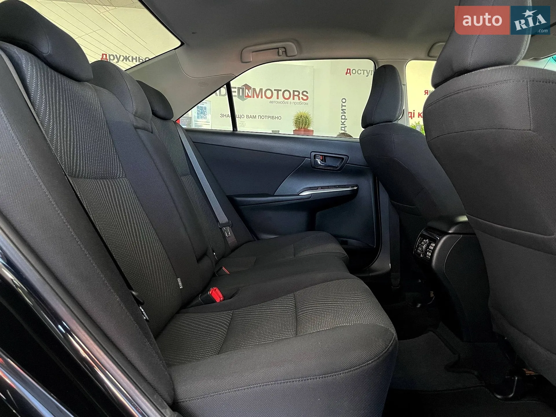 2017 Toyota Camry - мініатюра 33