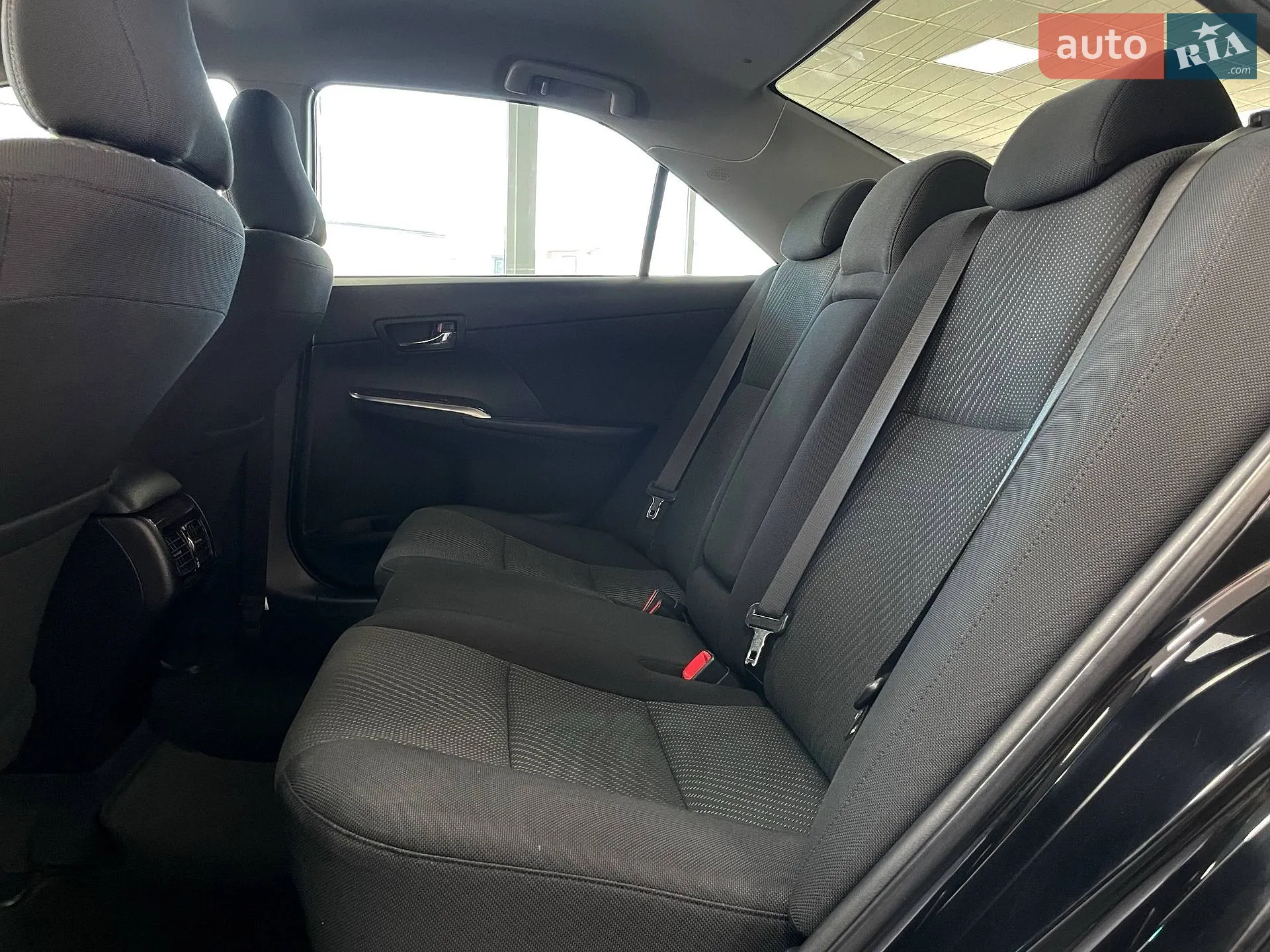 2017 Toyota Camry - мініатюра 35