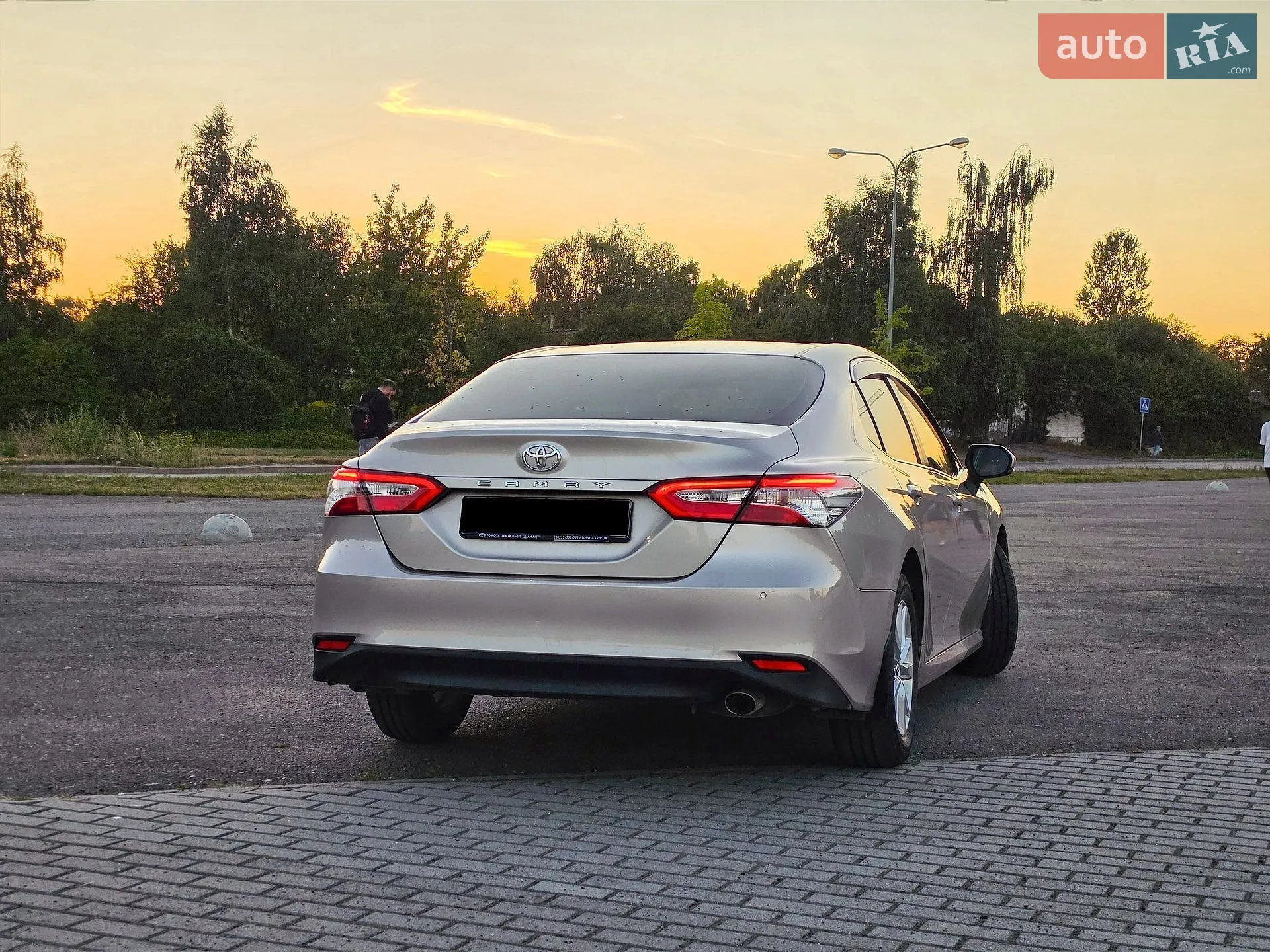 2017 Toyota Camry - мініатюра 4
