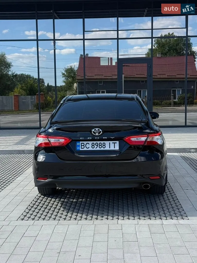 2018 Toyota Camry - мініатюра 8