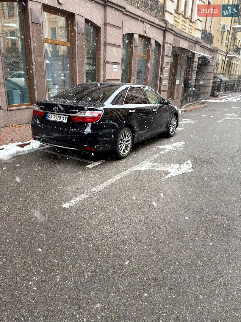 2017 Toyota Camry - мініатюра 18