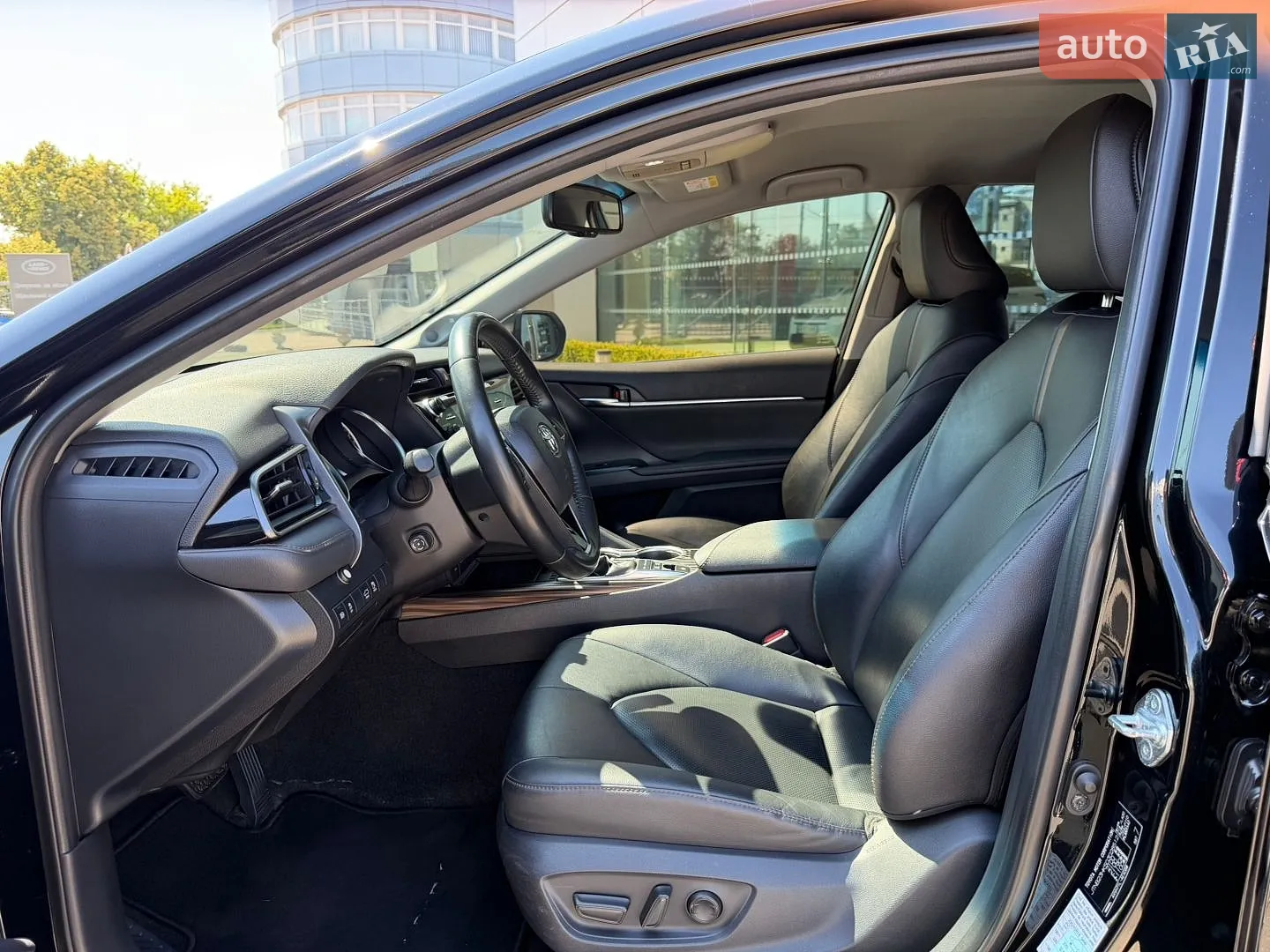 2019 Toyota Camry - мініатюра 17