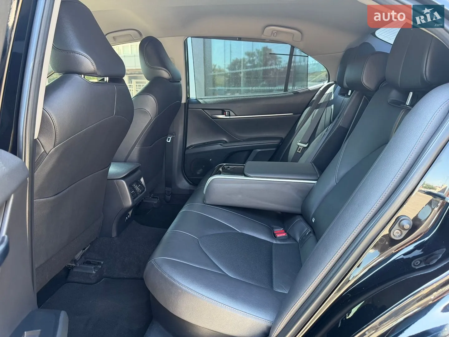2019 Toyota Camry - мініатюра 25