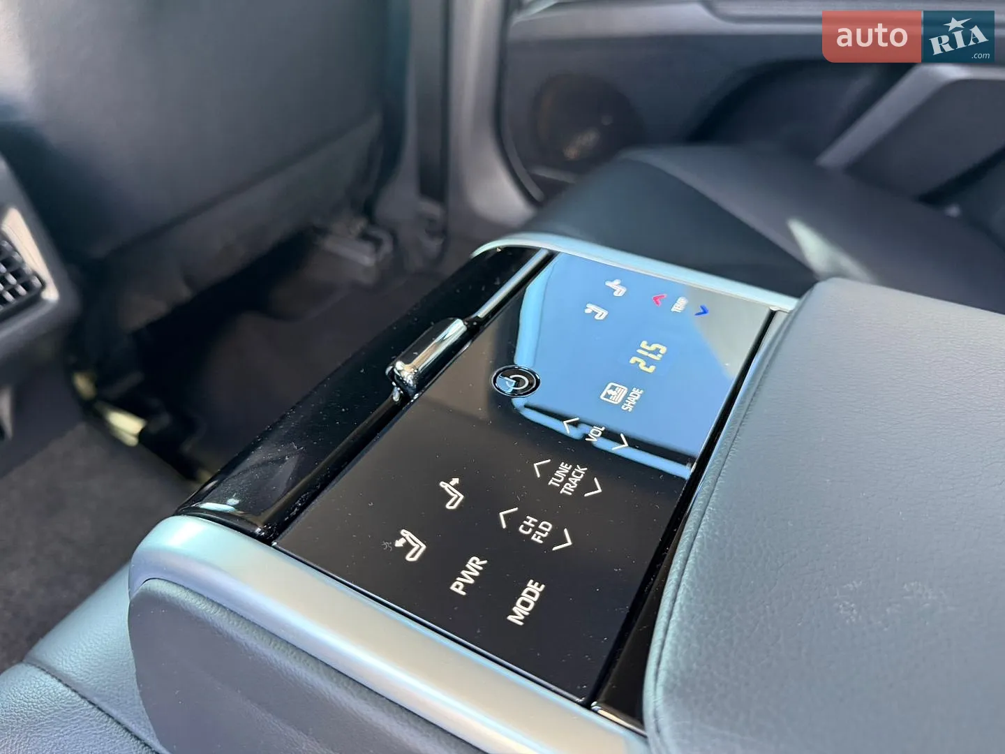 2019 Toyota Camry - мініатюра 26