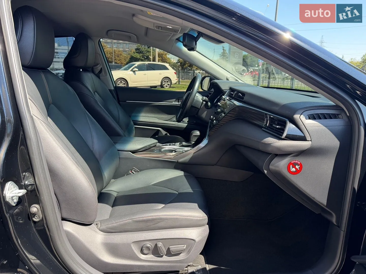 2019 Toyota Camry - мініатюра 31