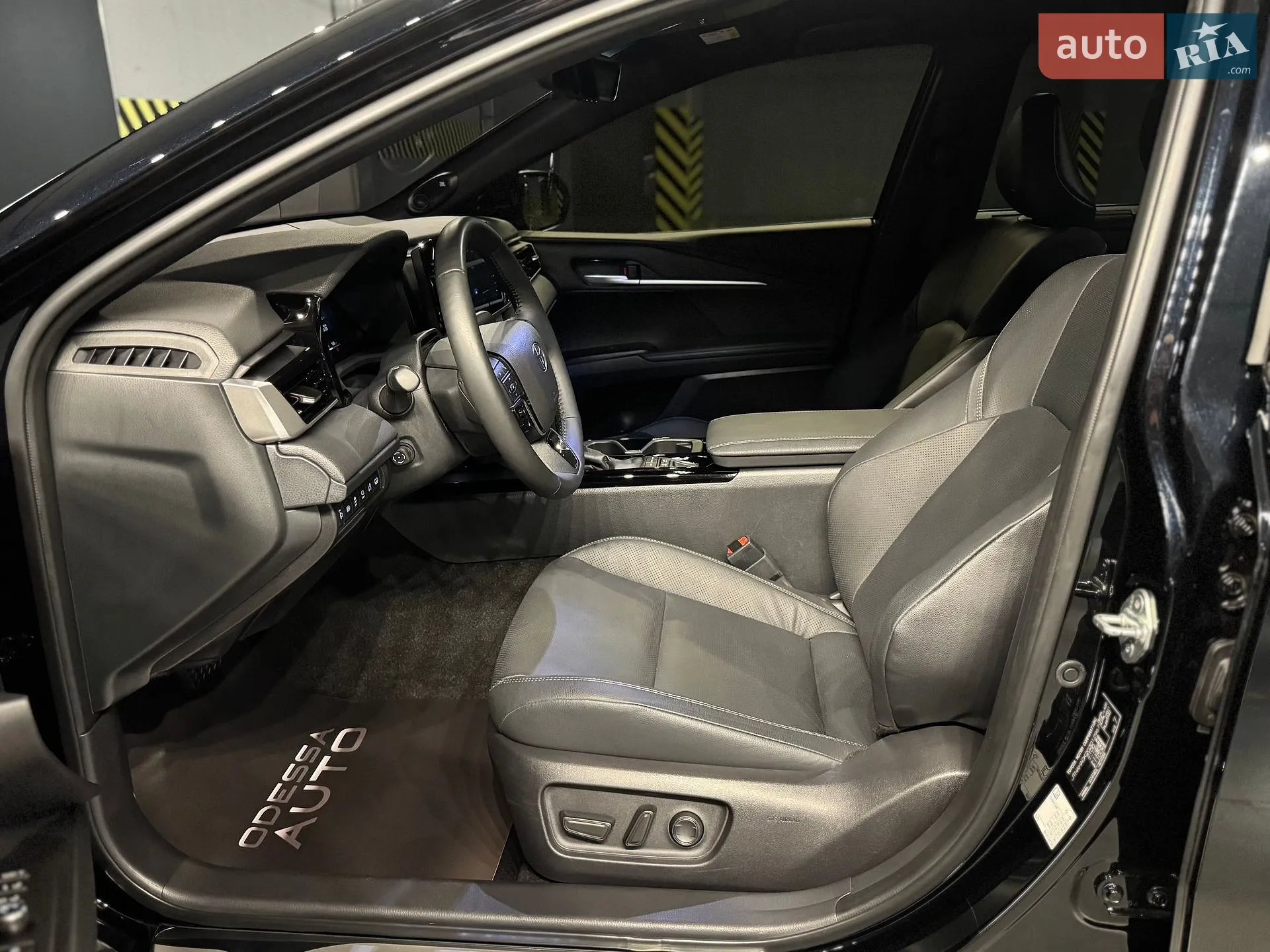 2024 Toyota Camry - мініатюра 17