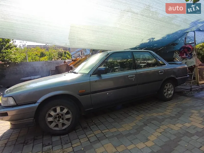 Toyota Camry 1990