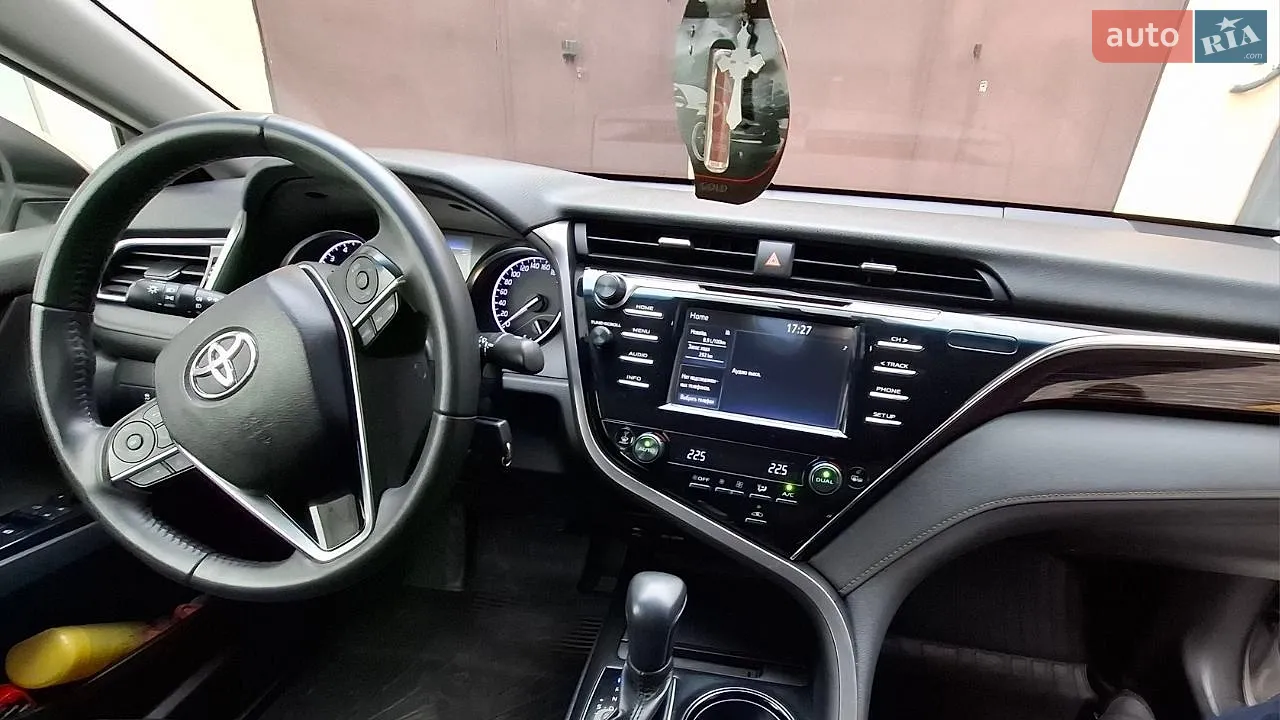 2017 Toyota Camry - мініатюра 10